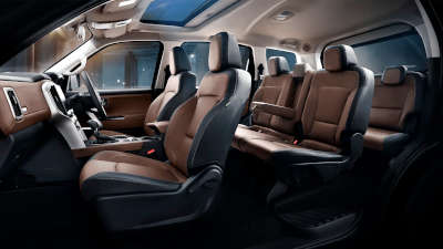 Mahindra Scorpio N Z8 L Petrol AT 7 STR SUV (Sports Utility Vehicle) Petrol Yes (Automatic Dual Zone) Android Auto (Wireless), Apple Car Play (Wireless) Dazzling Silver Deep Forest Grand Canyon Everest White Napoli Black Red Rage Royal Gold ₹  21.56 Lakh