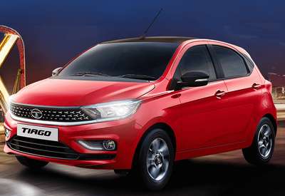 Tata Tiago XT CNG Hatchback CNG, Petrol 26.49 km/l 2 Airbags (Driver, Passenger) 1.2 l i-CNG Flame red, Opal white, Midnight plum, Daytona grey, Arizona blue 4 Star (Global NCAP)