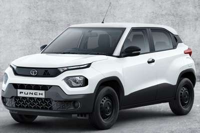 Tata Punch Pure iCNG Micro SUV (Sports Utility Vehicle) CNG, Petrol 2 Airbags (Driver, Front Passenger) CNG: 26.99 km/l, Petrol: 20.09 km/l Yes (Manual) Orcus white, Daytona grey