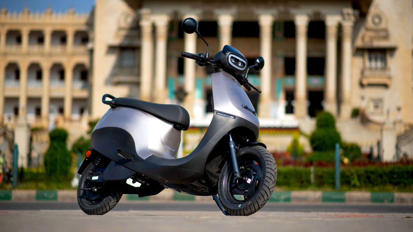 Ola launched the S1 X+ 5.2kWh with a massive 320 km range and 125 kmph top speed at Rs 1.30 Lakh. Read the full tech breakdown on AkulRide!