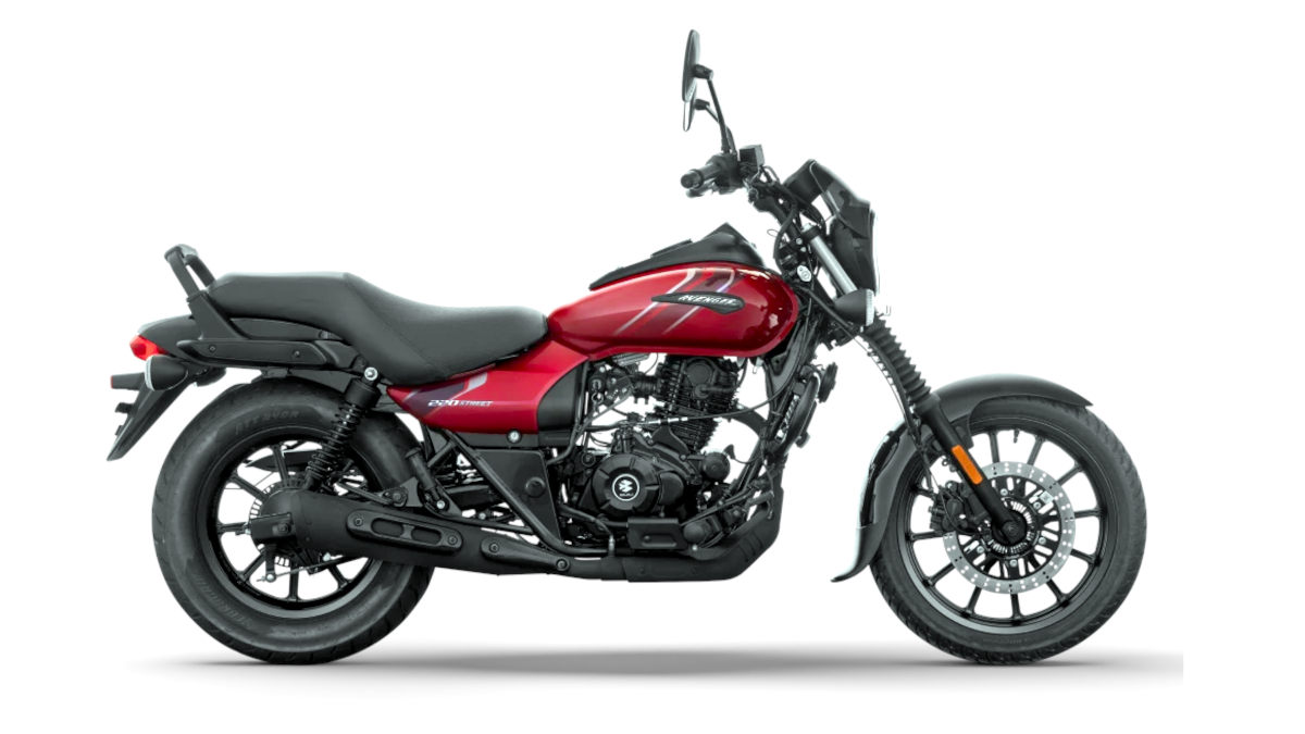 The legend returns! Bajaj has relaunched the Avenger Street 220 at an attractive price of ₹1.30 lakh. Check out the new upgrades and specs here.