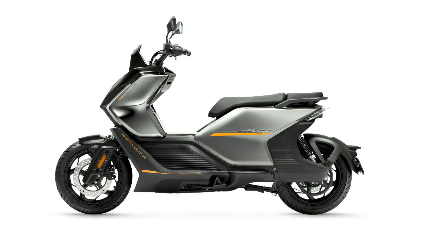 Keeway is launching the futuristic EZI Hypevolt electric scooter in India this June. Check out the variant details, 115 kmph top speed, and ADAS tech here.