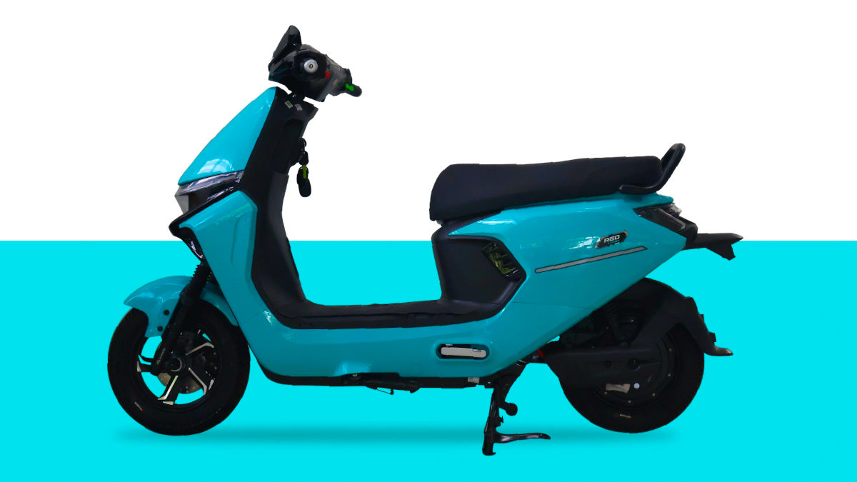 The new Ampere Reo VYB electric scooter arrives with a premium twist and no license required. Click to explore full pricing, range, and specs!
