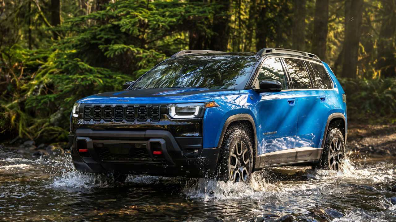 2027 Jeep Cherokee Debuts Featuring New Trailhawk Model