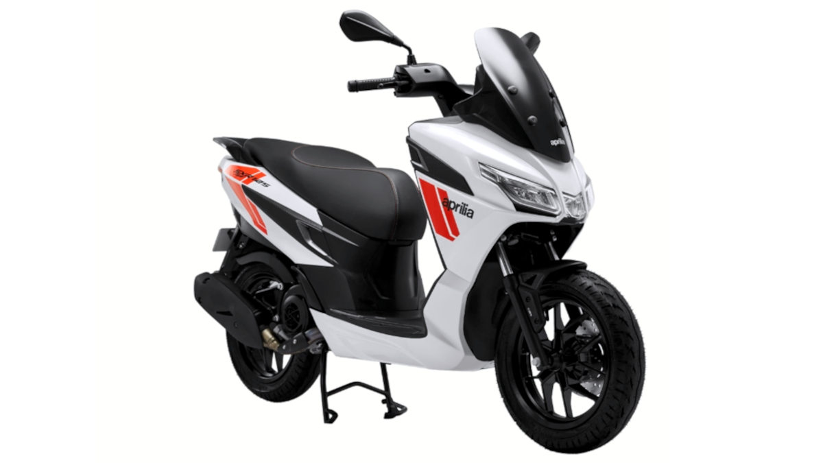 Aprilia SXR GT 175 vs Yamaha Aerox 155: The Maxi-Scooter Showdown