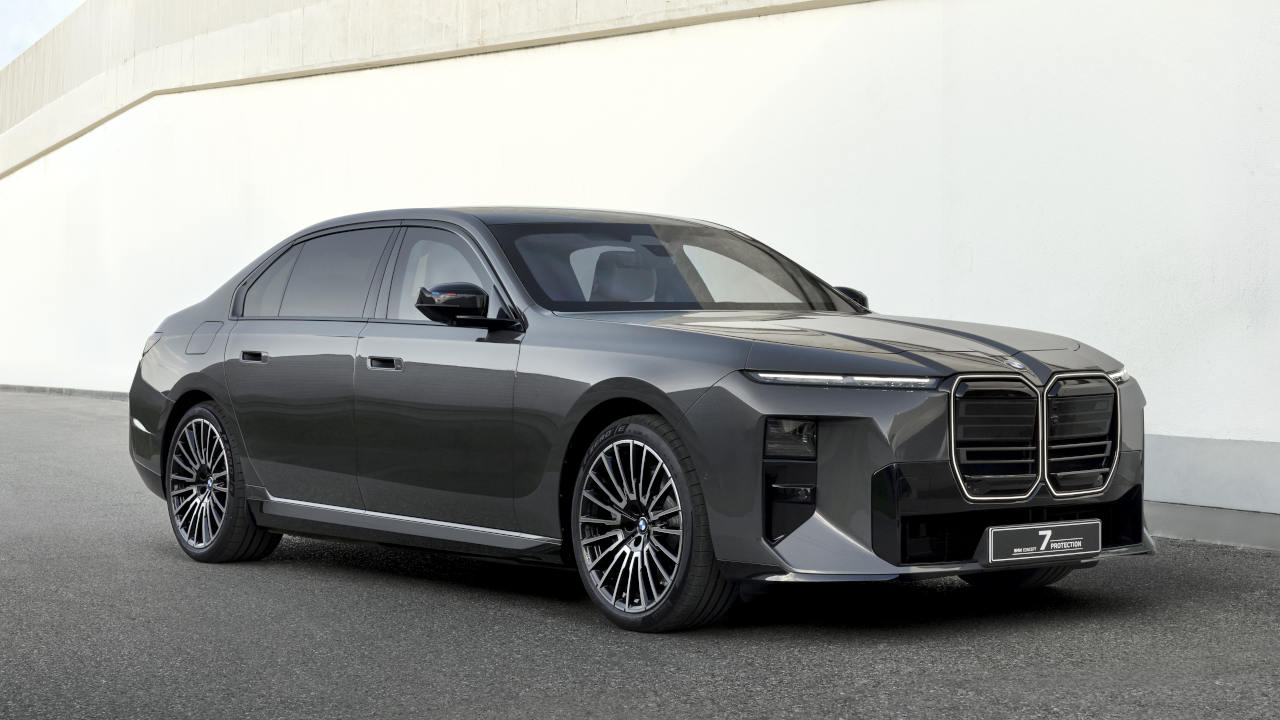 BMW Unveils Concept 7 Protection Armoured Sedan for European Markets