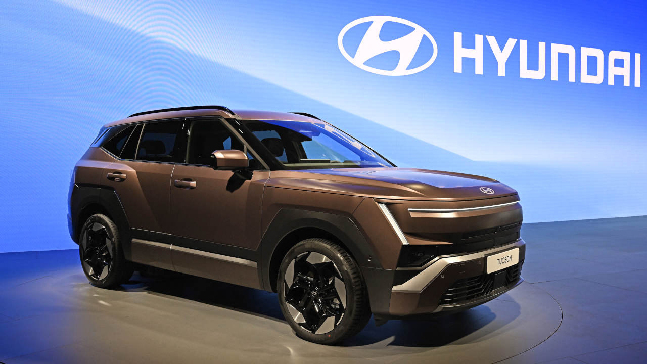 New Hyundai Tucson and Bayon Debut in Paris With Major Hybrid Updates