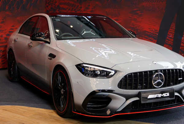 Mercedes-Benz Launches AMG C 63 S E PERFORMANCE and Inaugurates Luxury Facility in Delhi NCR