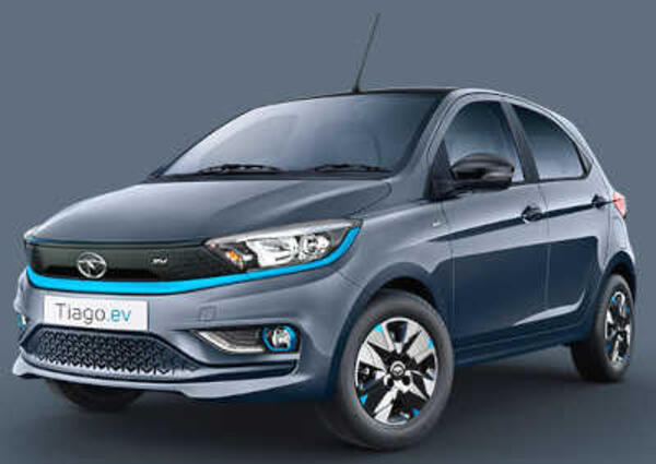 Tata Tiago EV XT Medium Range