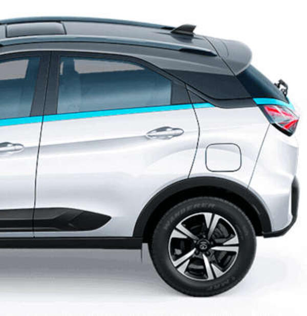 Tata Nexon EV Max XZ Plus Lux 7.2 KW Fast Charger (2020 - 2023)