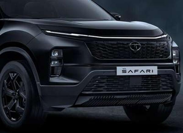 Tata Safari Adventure + Dark AT