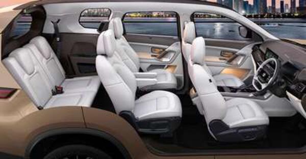 Tata Safari Accomplished +