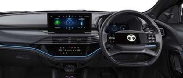 Tata Harrier Adventure+ Dark AT