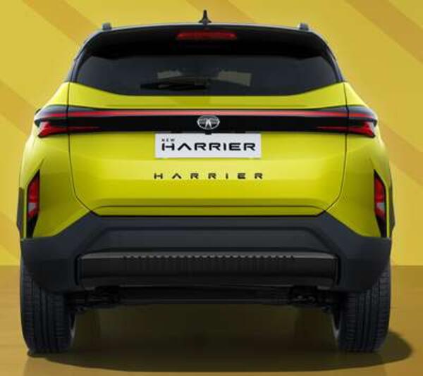 Tata Harrier Fearless+ DT AT