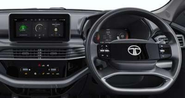 Tata Harrier Pure