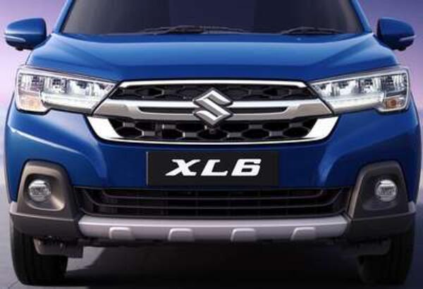 Maruti XL6 Alpha+ MT Petrol