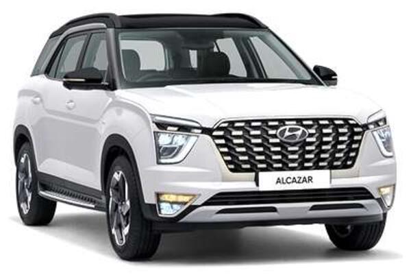 Hyundai Alcazar Signature (O) 6 STR 1.5 Diesel AT Dual Tone