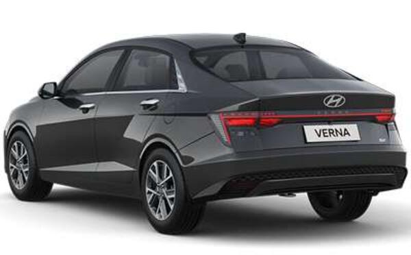 Hyundai Verna SX 1.5 VTVT IVT