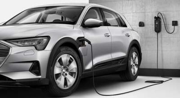 Audi e-tron 50