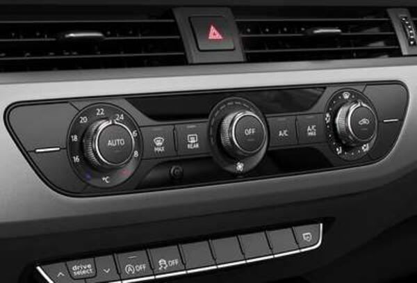 Audi A4 Premium Plus 40 TFSI