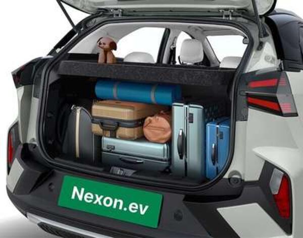 Tata Nexon EV Creative + MR