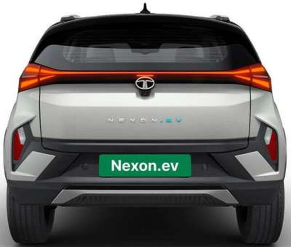 Tata Nexon EV Empowered + LR