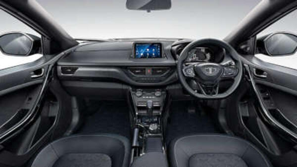 Tata Nexon XZ Plus LUXS Dark Edition (2017 - 2023)