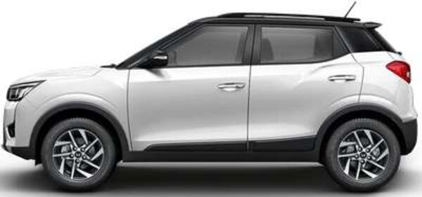 Mahindra XUV300 TGDi W8 PM DT