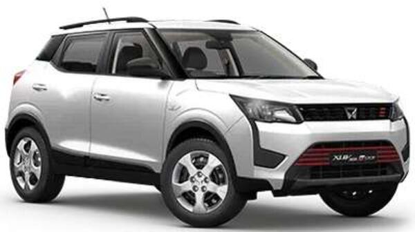 Mahindra XUV300 TGDi W6 PM