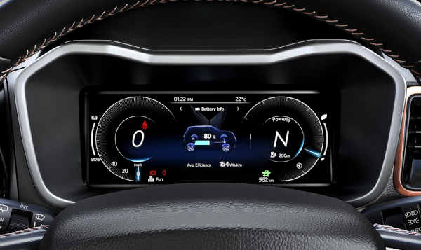 Mahindra XUV400 EC PRO 34.5 kWh