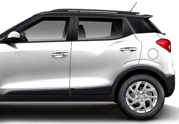 Mahindra XUV300 W8(O) 1.2 Petrol Dual Tone (2019 - 2024)