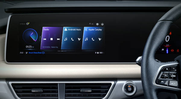 Mahindra XUV700 AX5 Select Petrol MT 7 STR (E)
