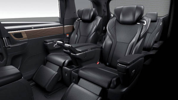 Toyota Vellfire VIP - Executive Lounge