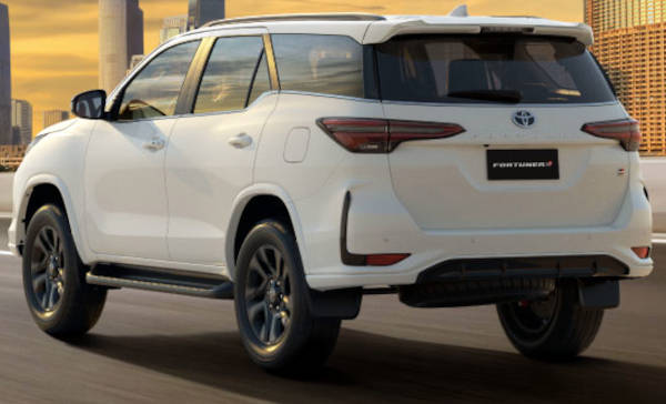 Toyota Fortuner GR-S