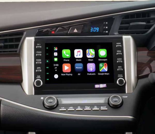 Toyota Innova Crysta ZX 2.4 7 STR