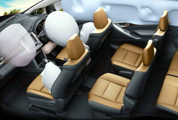 Toyota Innova Crysta ZX 2.4 7 STR
