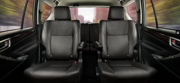 Toyota Innova Crysta GX+ 7 STR