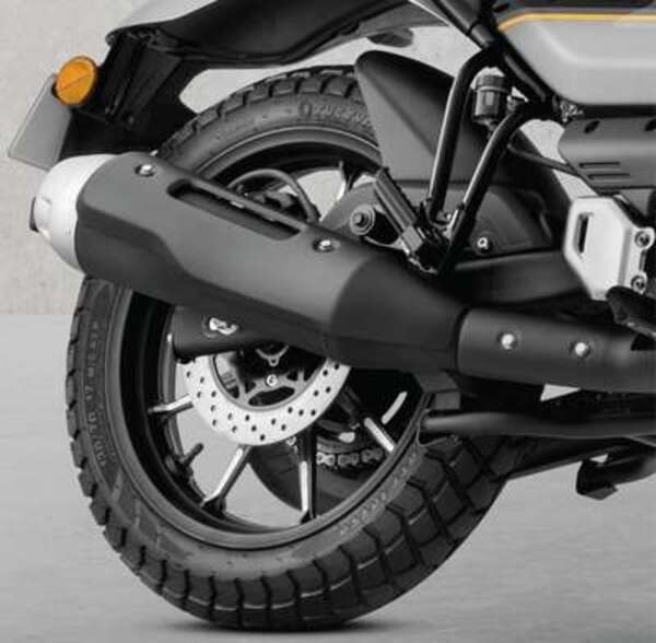 TVS Ronin Triple Tone - Dual Channel